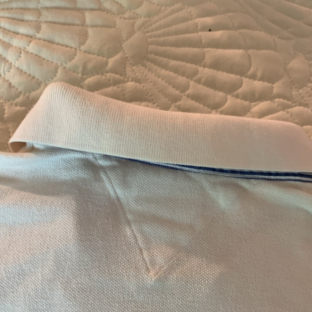 Tommy Hilfiger white polo shirt sleeve shirt. Preowned. Size M - Picture 7 of 8